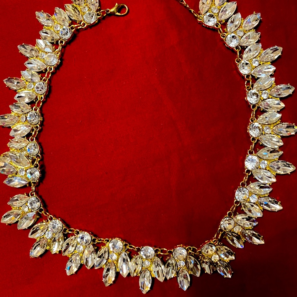 Party necklace